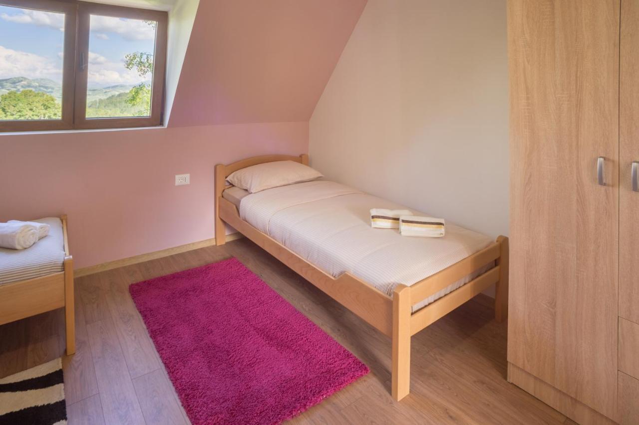 Mountain Inn Žabljak エクステリア 写真