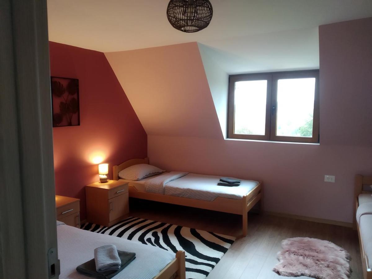 Mountain Inn Žabljak エクステリア 写真